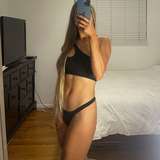 reagannextdoorfree from onlyfans